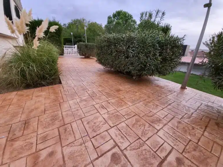 Empresa Hormigón Impreso - Líderes en España ⭐ 25 hormigón impreso precio suelos y terrazas